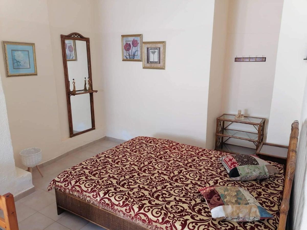 Beautiful apartment ANAIS near the sea Agia Triada  Exterior foto
