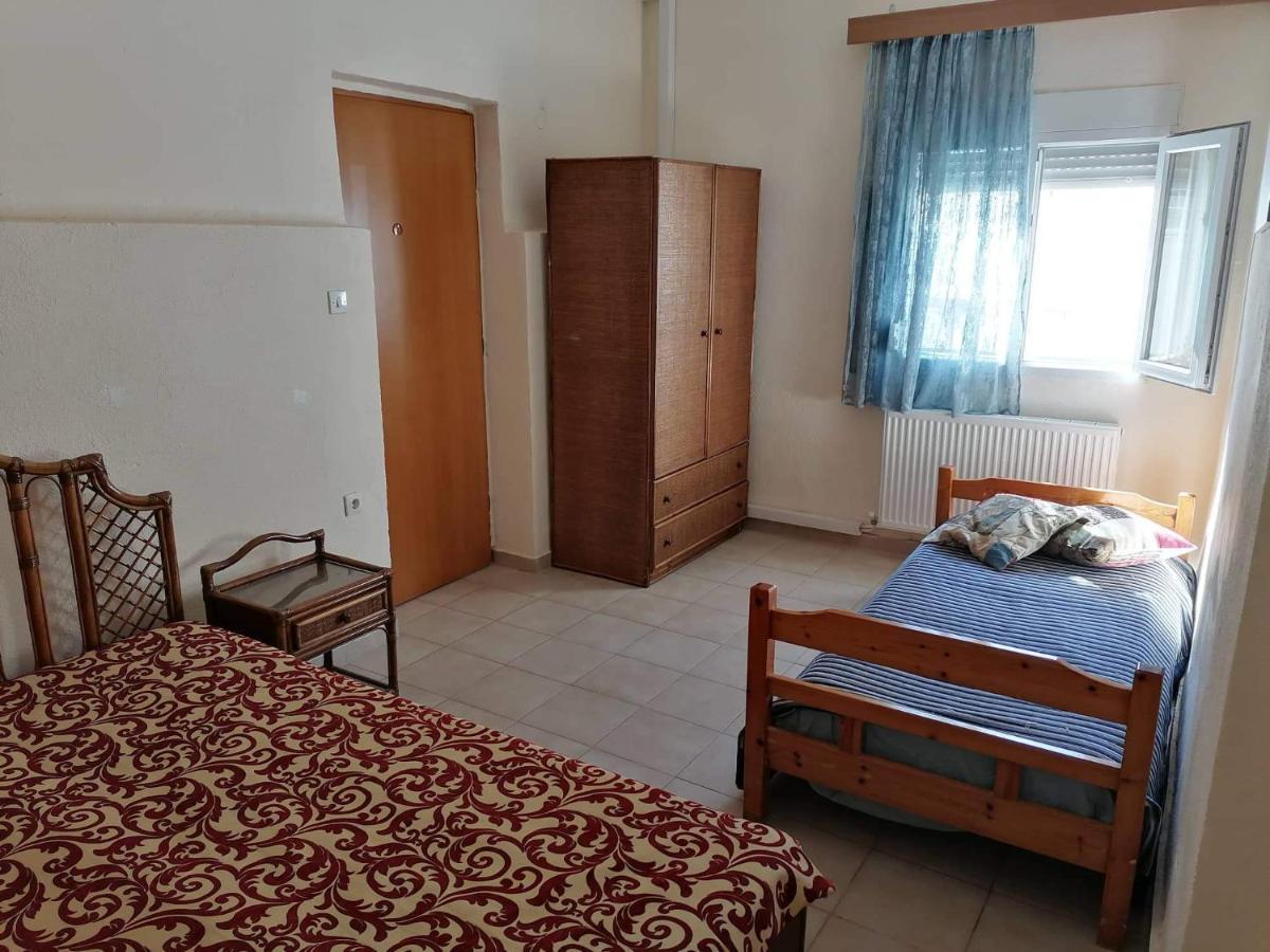 Beautiful apartment ANAIS near the sea Agia Triada  Exterior foto